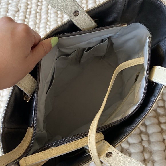 Chanel Silver PM Paris Tote - Picture 6 of 17